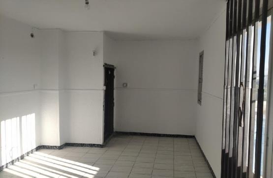 Piso de 70m² en calle Paquita Torres, Bailén, Jaén