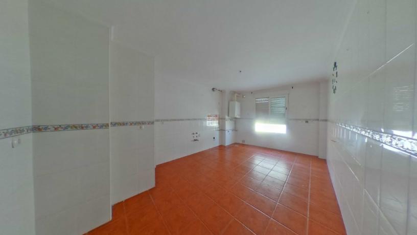 114m² Flat on street Martinez Montañes, Linares, Jaén