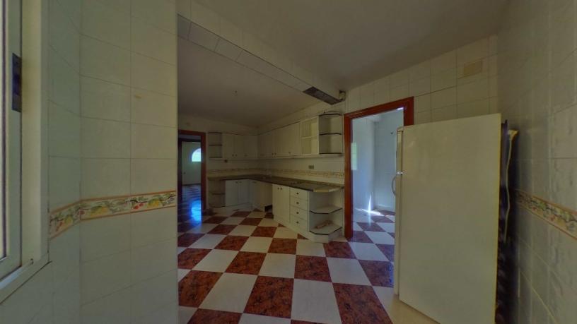 Adosado de 300m² en caserío Maximica - Las Caserias - Cerrajon, Villares (Los), Jaén