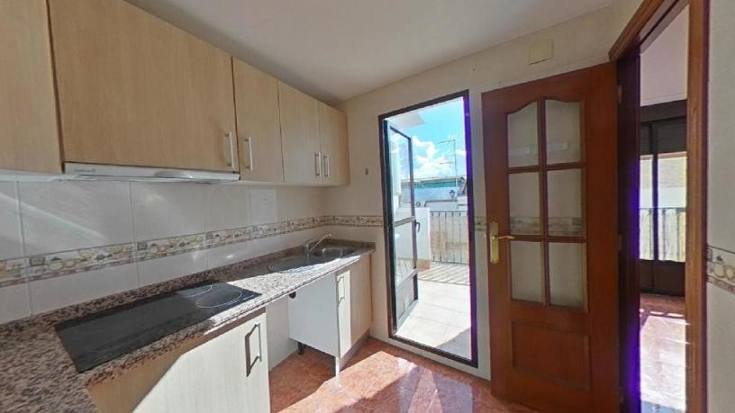 Piso de 75m² en calle Toro, Jaén