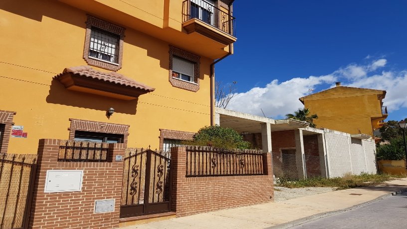 189m² Chalet on urbanization Los Pinos I Fase (Jardines De La Yuca), Guardia De Jaén (La), Jaén