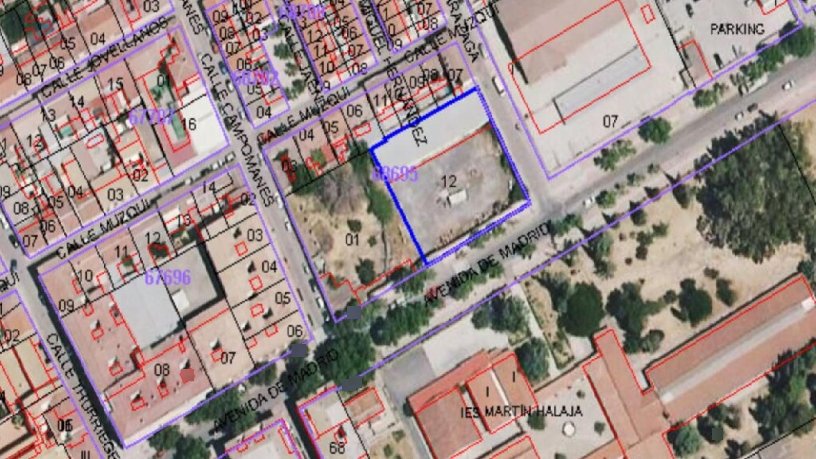 Terrain urbain de 1725m² dans avenue Madrid, Carolina (La), Jaén