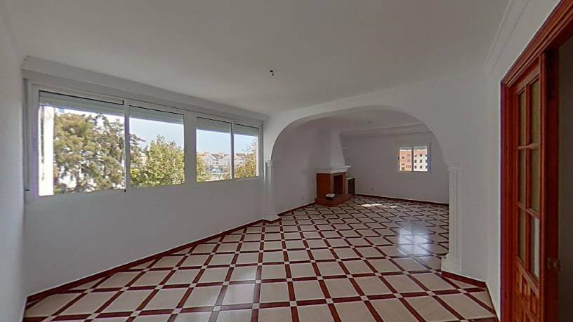 Piso de 131m² en avenida La Constitución, Marbella, Málaga