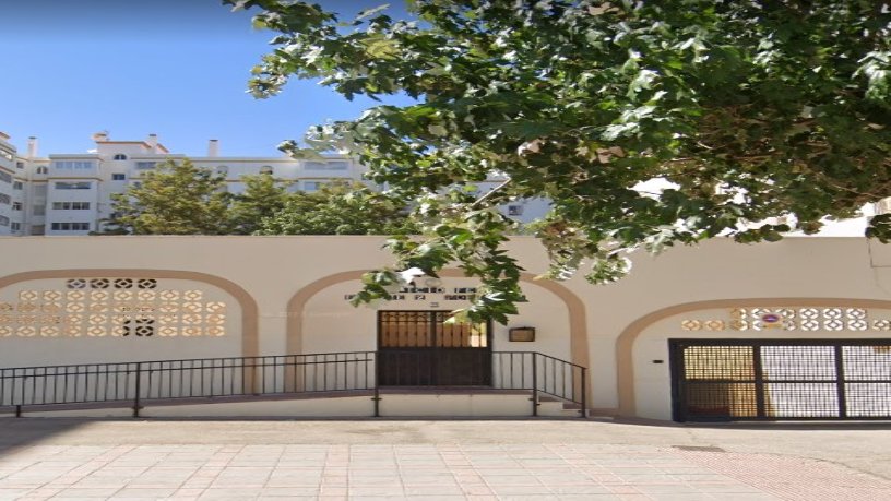 Local comercial de 440m² en calle José Cubero Yiyo, Fuengirola, Málaga