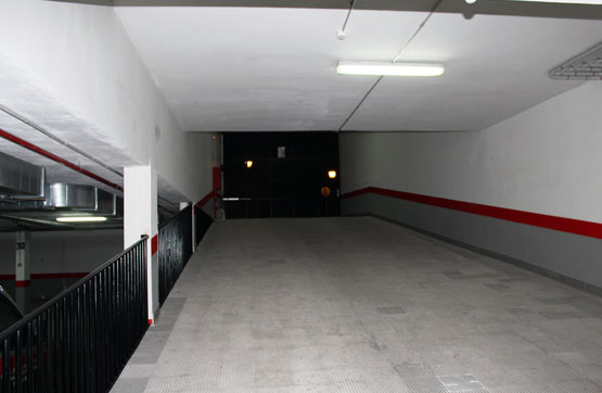 12m² Parking space on avenue Gran Bretaña, Conjunto Lagomar 3, Parcel, Mijas, Málaga