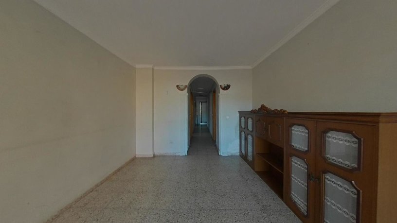 Piso en venta en calle Enrique Van Dulken, Vélez-málaga, Málaga