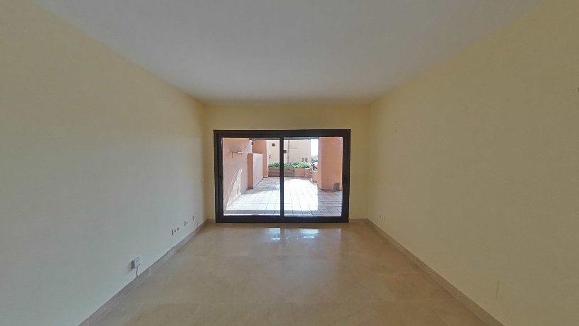 Piso de 167m² en edificio Kiznos, Manilva, Málaga