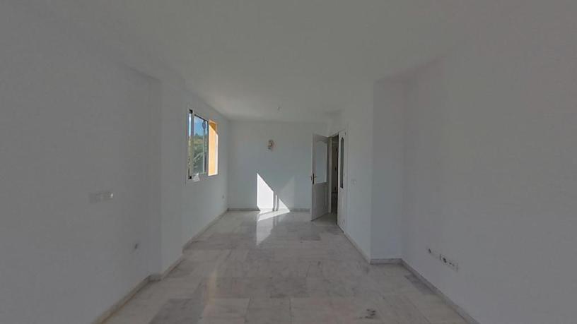 Adosado de 90m² en urbanización Conjunto Ircosol Villas Ad51, Benalmádena, Málaga