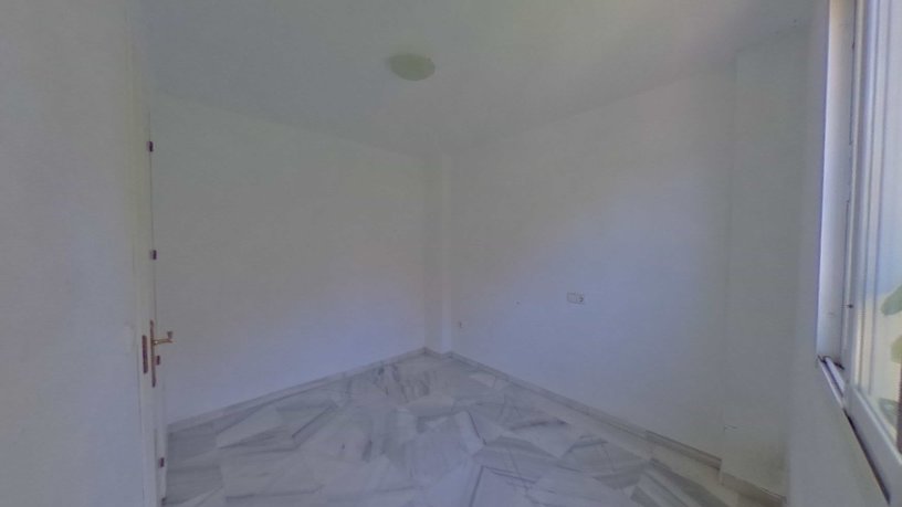 Piso de 92m² en urbanización Cortijos Altos, Paraje Sabinillas, Manilva, Málaga