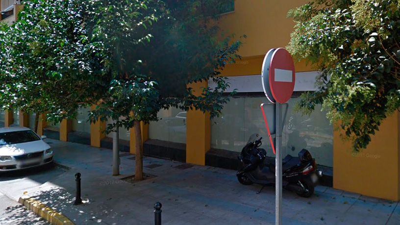 Local comercial de 521m² en calle Palencia, S/n, Marbella, Málaga