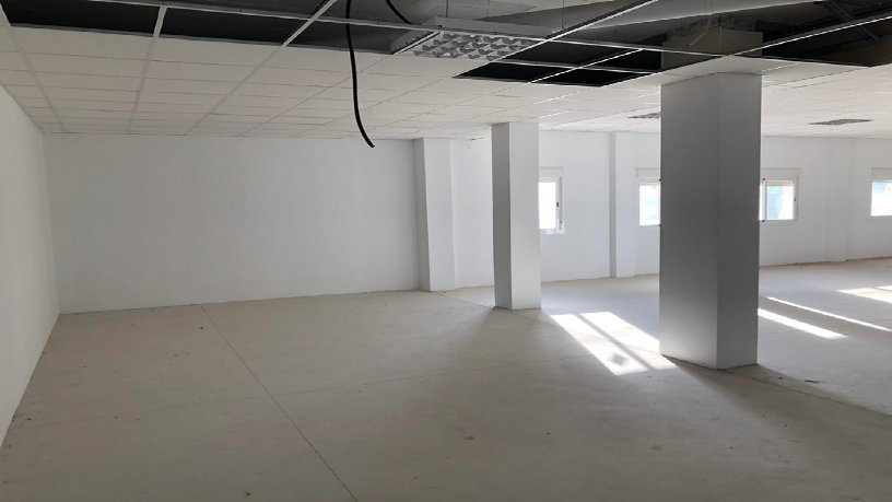 Local comercial de 338m² en calle Espiritu Santo, Coín, Málaga