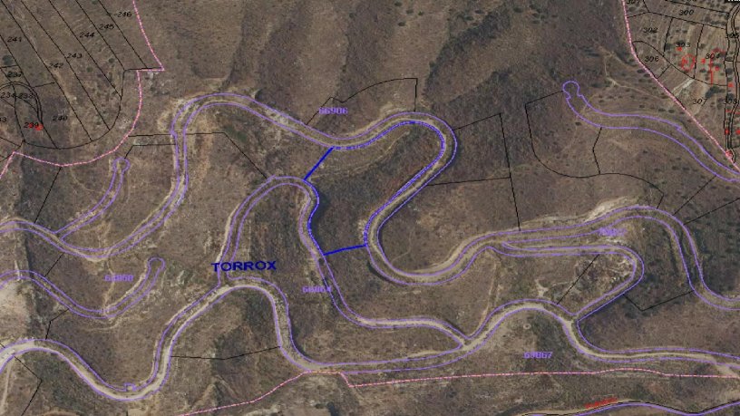 Terrain aménageable de 17012m² dans rue Cerro Lago, Torrox, Málaga