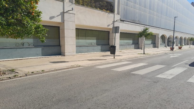 Local comercial de 284m² en avenida Bulevar Principe Alfonso De Hohenlohe, Marbella, Málaga