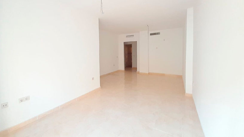 Piso de 87m² en calle Pinsapo, Rincón De La Victoria, Málaga