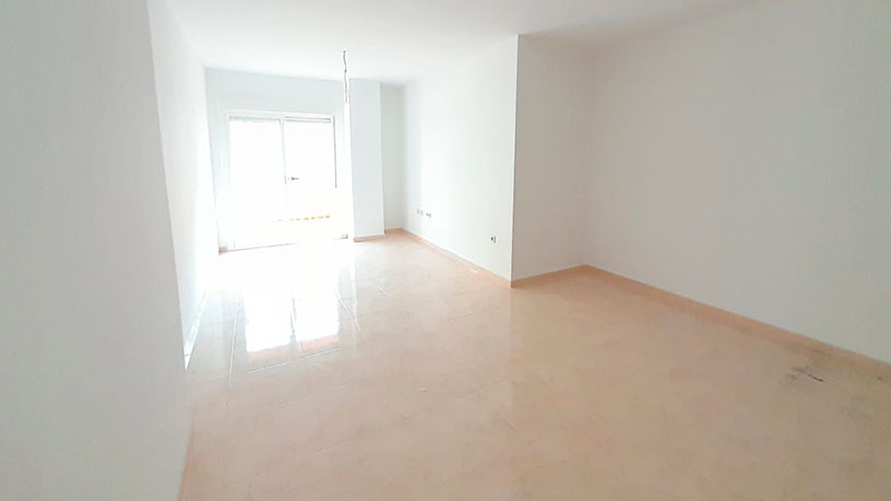 Piso de 87m² en calle Pinsapo, Rincón De La Victoria, Málaga