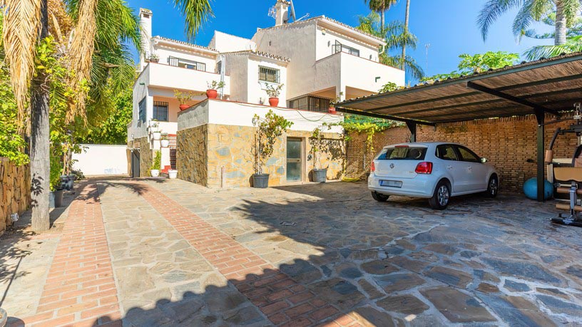 Maison de 348m² dans rue Eduardo Evangelista, Marbella, Málaga