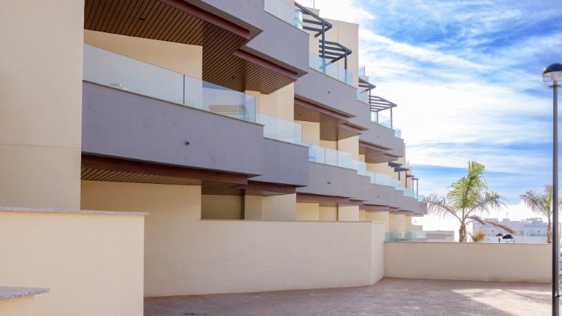 Piso de 110m² en tipovia.otros Residencial Marinsa Beach El Morche, Torrox, Málaga