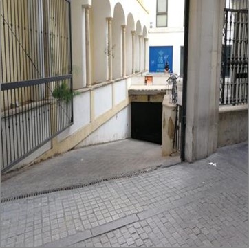 Plaza de garaje de 31m² en plaza Duque De La Victoria, Sevilla