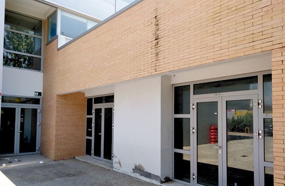 195m² Commercial premises on street Cerrajero, Carmona, Sevilla