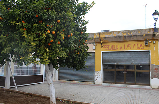 Local comercial de 41m² en pol. ind. Las Viñas, Calle Alfa, Lora Del Río, Sevilla