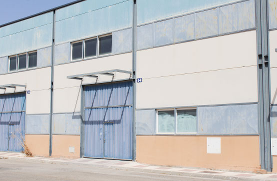 Nave industrial de 674m² en calle Constantino Polig.ind.ilipa Magna, Alcalá Del Río, Sevilla