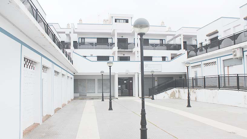 Plaza de garaje  en calle Almensilla, Palomares Del Río