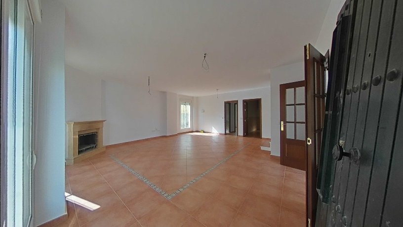 Chalet de 168m² en calle Plan Parcial Uz-7, C/ Pedro Ximenez Nº 7, Olivares, Sevilla