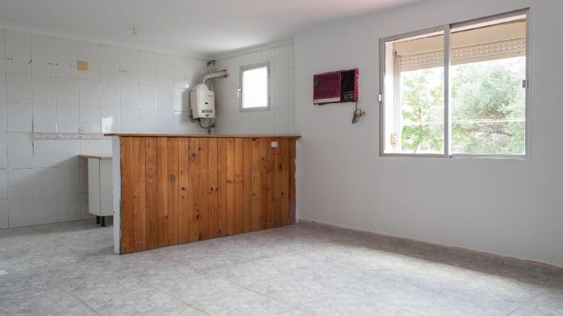 Piso de 46m² en calle Codorniz, Dos Hermanas, Sevilla