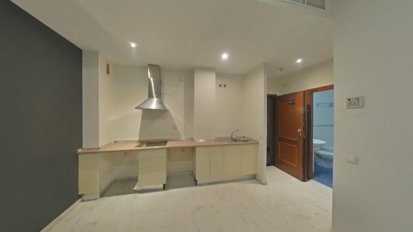 57m² Flat on avenue Casuarina, Sevilla