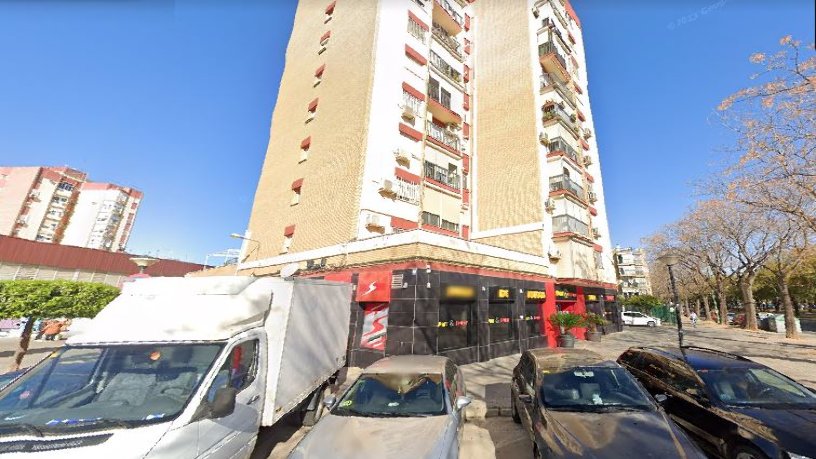 Local comercial de 27m² en calle Malva, Sevilla