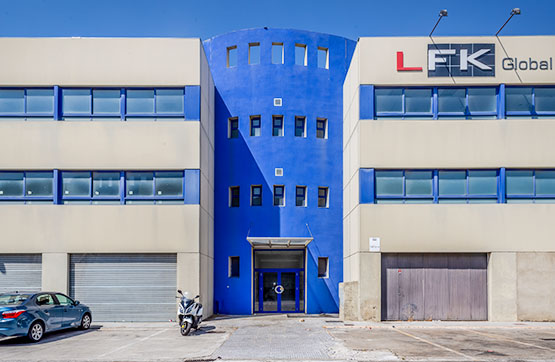 Plaza de garaje de 13m² en calle Terracota Polig.ind.la Isla Conj.2 Esc. C, Dos Hermanas, Sevilla