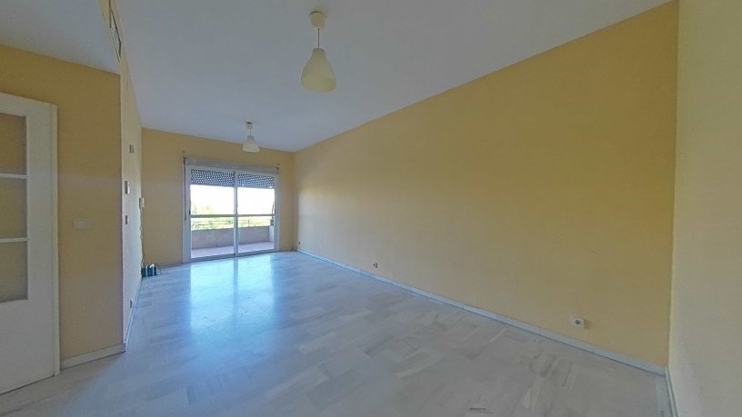 Piso de 90m² en avenida Andalucia, Sevilla