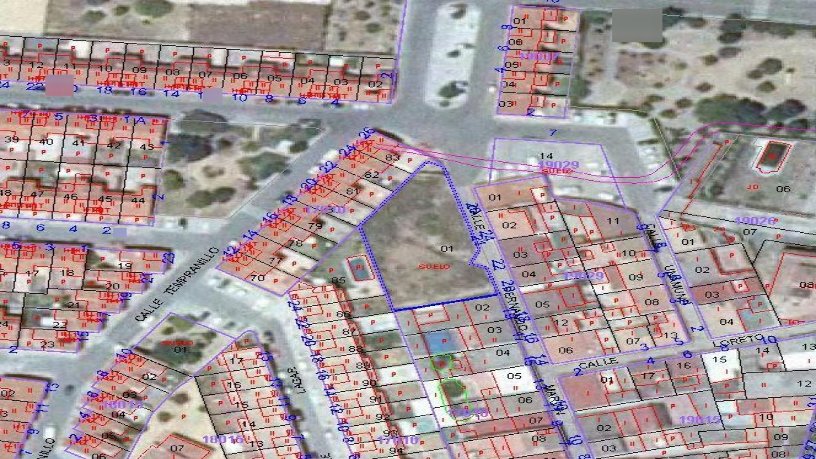 Suelo urbano de 913m² en calle Fernando Martin Rubio, Umbrete, Sevilla