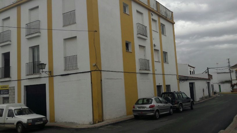 Piso de 80m² en calle Real - Cruz Roja (Residencial Enamorado, Burguillos, Sevilla