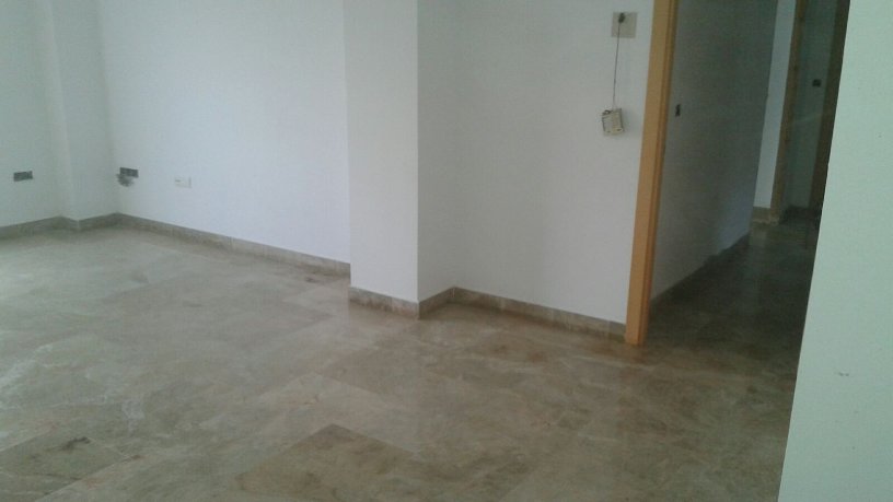 80m² Flat on street Real - Cruz Roja (Residencial Enamorado, Burguillos, Sevilla