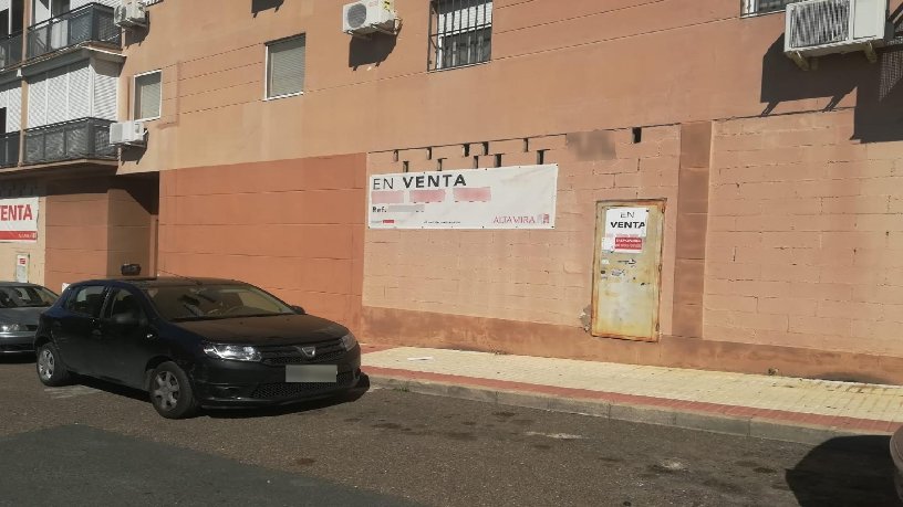 Local comercial de 292m² en calle Mar Adriático, Alcalá De Guadaíra, Sevilla