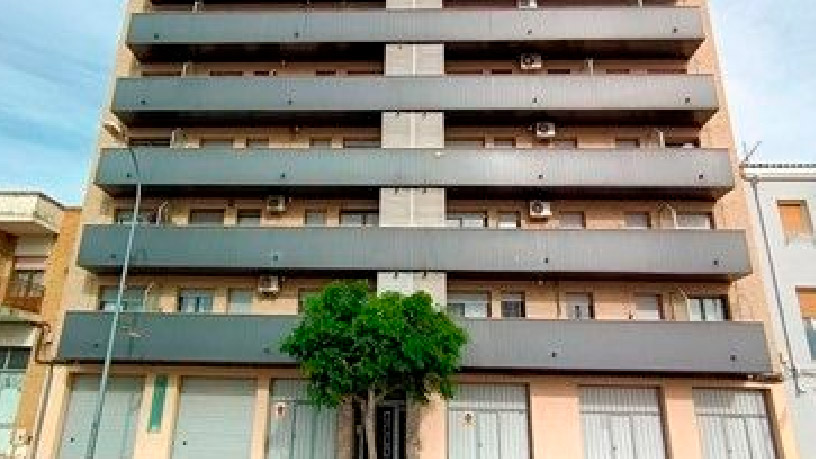 Piso de 77m² en calle Alcabon, Fraga, Huesca