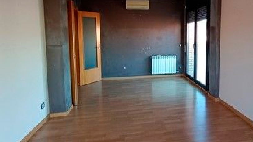 Piso de 77m² en calle Alcabon, Fraga, Huesca