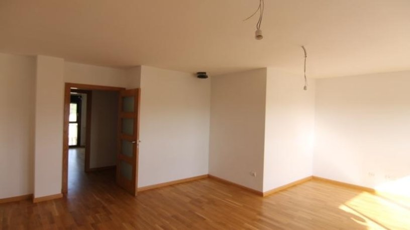 Plaza de garaje de 24m² en plaza Pirineos, Igriés, Huesca