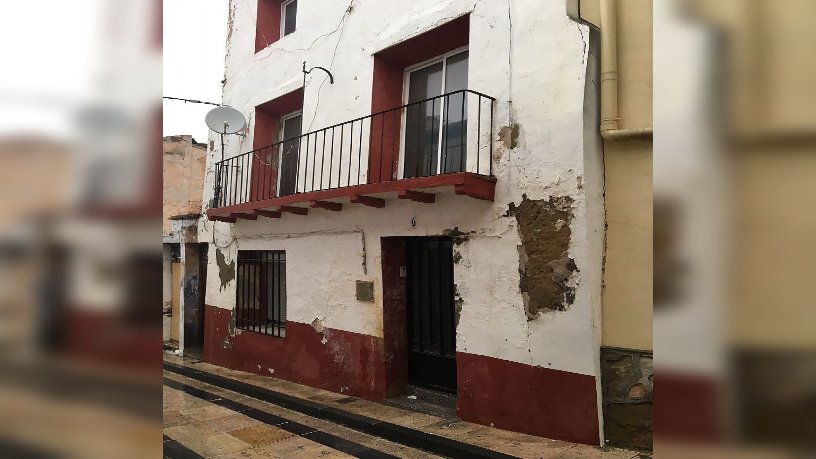 Piso en calle Mosen Pedro Dosset, Híjar, Teruel