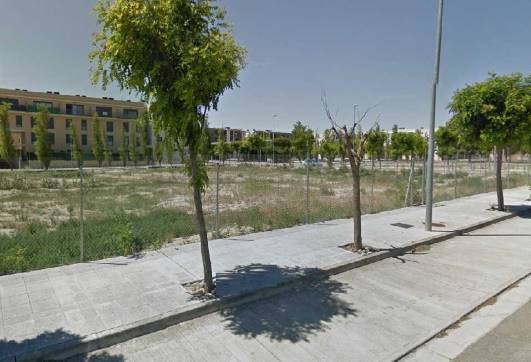 Urban ground on avenue Oceano Atlantico, Zuera