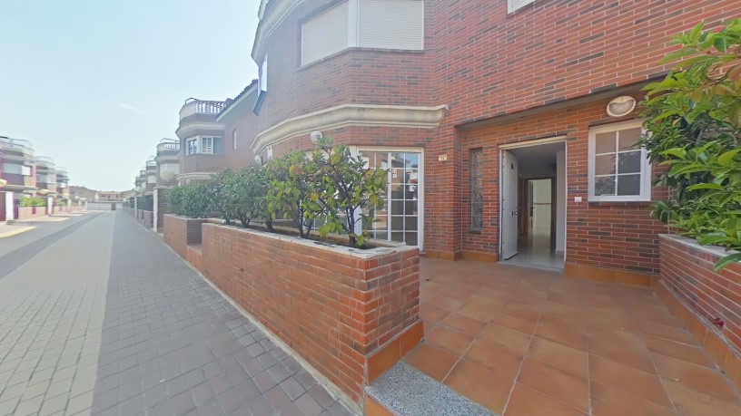 261m² Townhouse on road Valencia, Cuarte De Huerva, Zaragoza