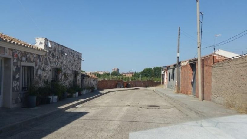 145m² Urban ground on street Jazmin, Zaragoza