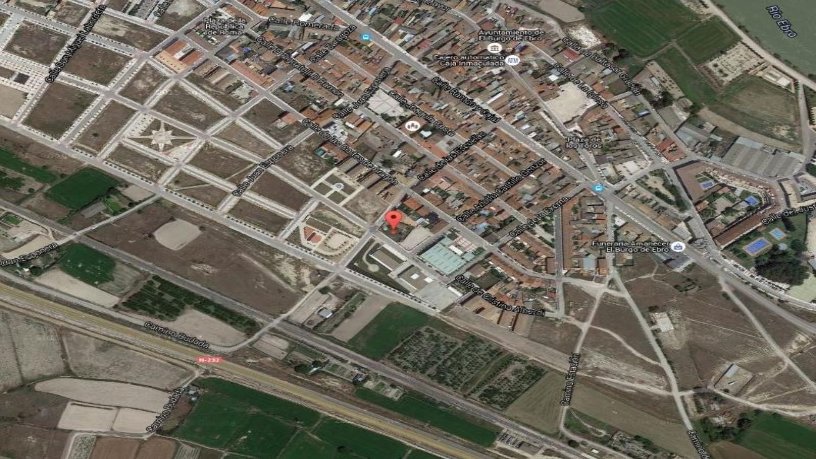 Suelo urbano de 996m² en  Cristina Alberdi, Burgo De Ebro (El), Zaragoza