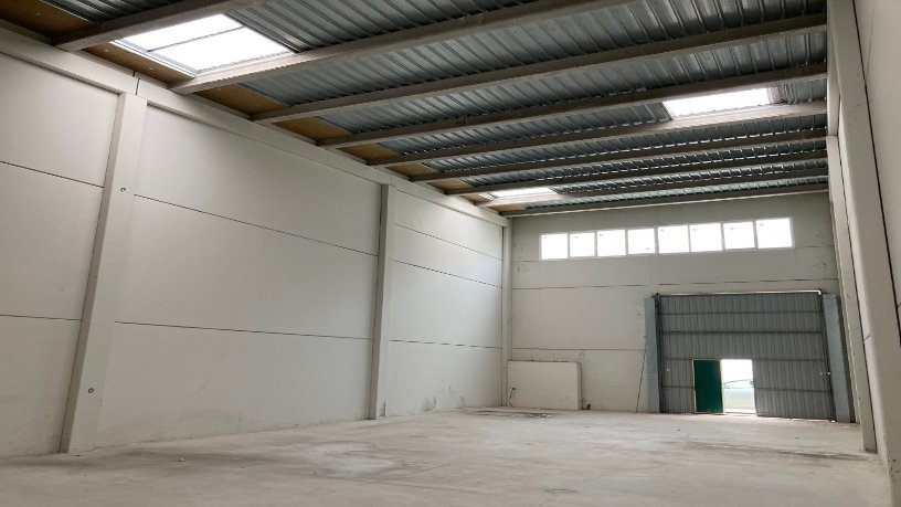 Entrepôt/Entrepôt de 233m² dans rue Ajedrea. Poligono Industrial Empresarium, Zaragoza