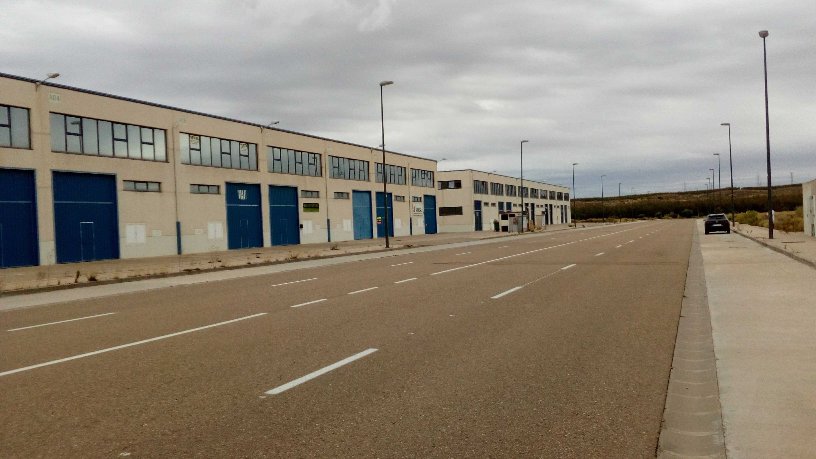 Entrepôt/Entrepôt de 184m² dans rue Albardin. Urb. Empresarium, Zaragoza