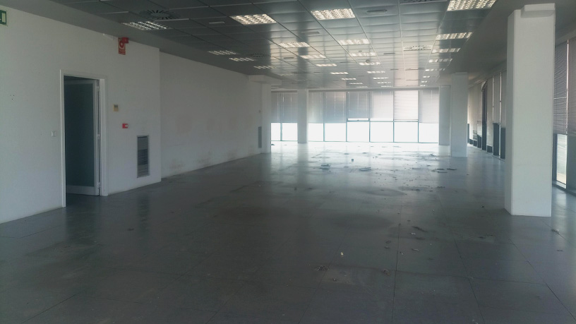 Edificio de 2505m² en calle Espliego, Zaragoza