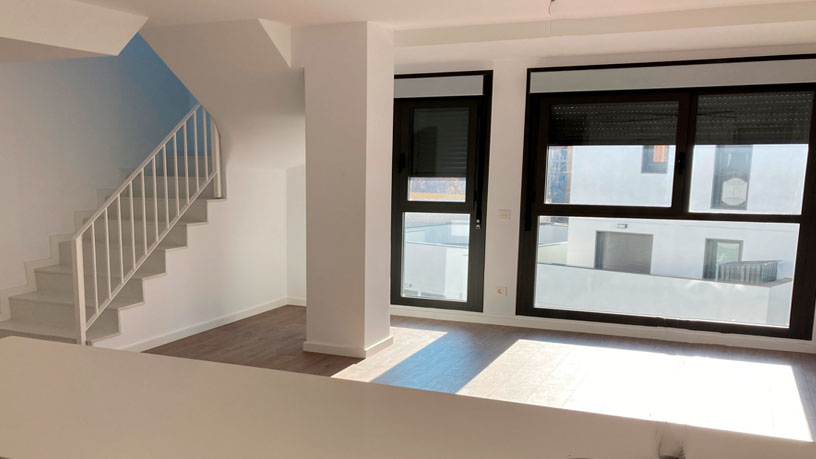 Piso de 215m² en calle Paraiso, Zaragoza