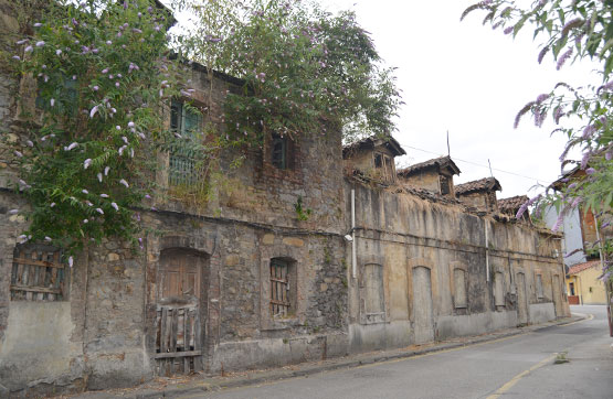 Chalet en calle Rey Pelayo, Langreo, Asturias