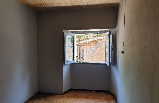 Chalet in street Villanueva, Candamo